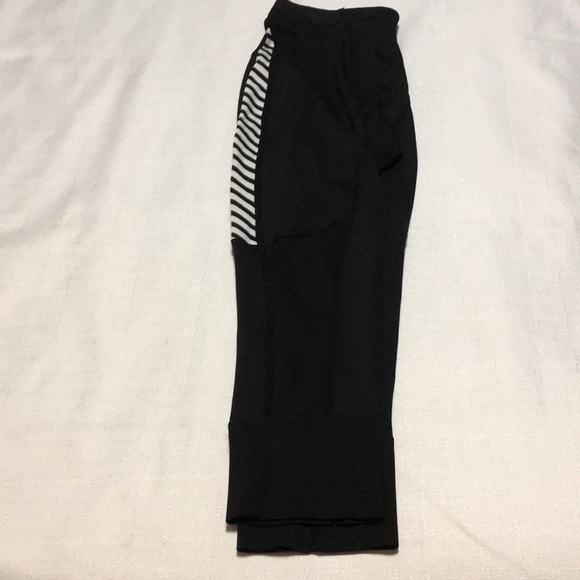 Helly Hansen black and white base layer youth small kids - Picture 1 of 6